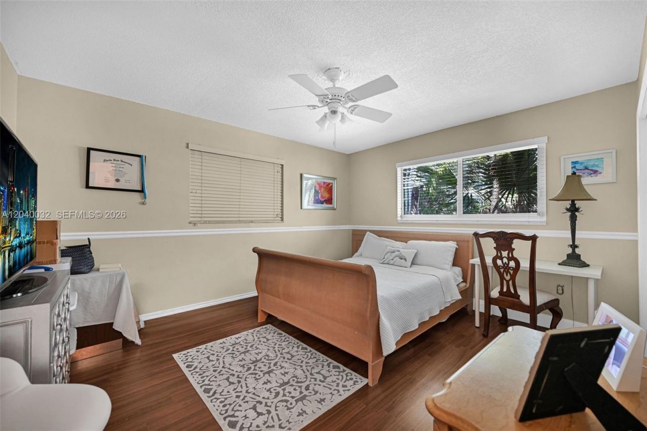 14501 SW 99th Ave , Miami, FL 33176 Photo