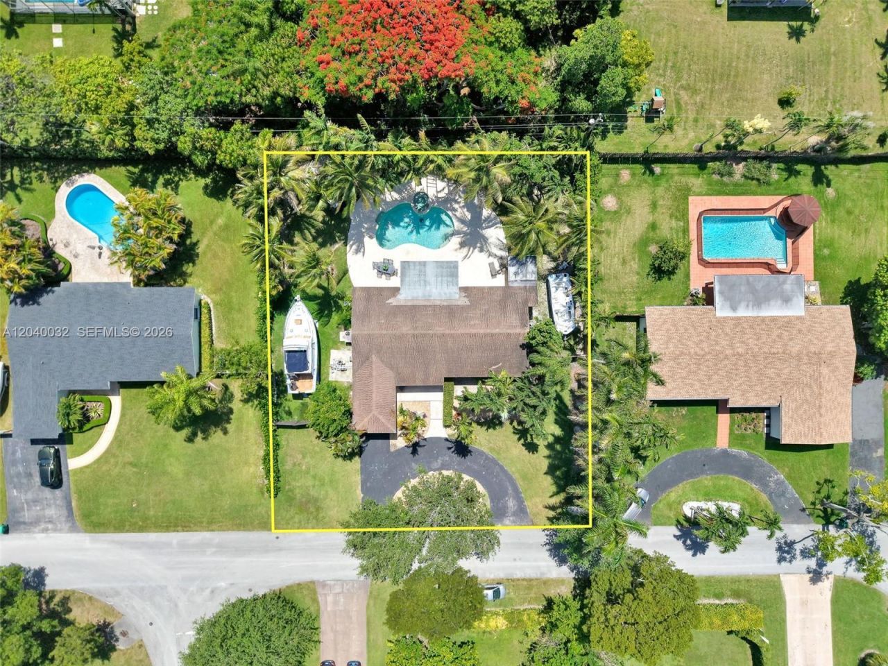 14501 SW 99th Ave , Miami, FL 33176 Photo