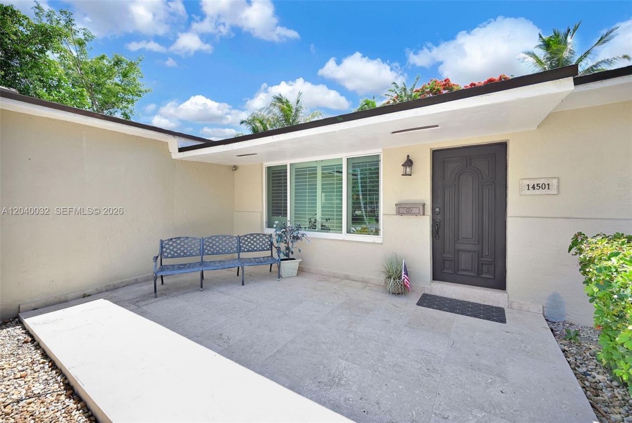 14501 SW 99th Ave , Miami, FL 33176 Photo