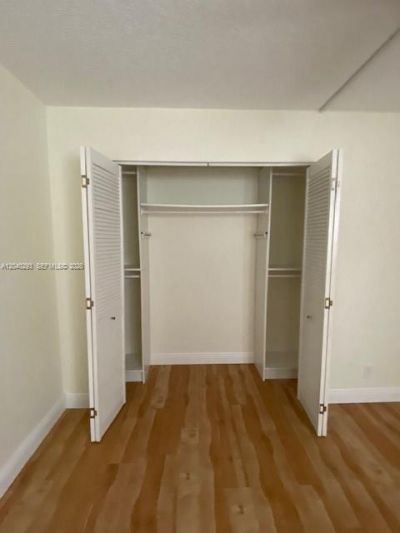 520 Orton Ave, Unit 503, Fort Lauderdale, FL 33304 Photo