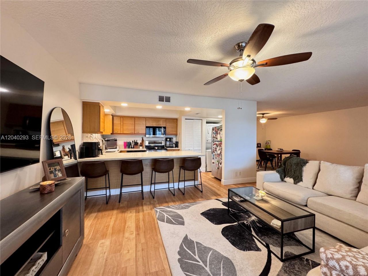520 Orton Ave, Unit 503, Fort Lauderdale, FL 33304 Photo