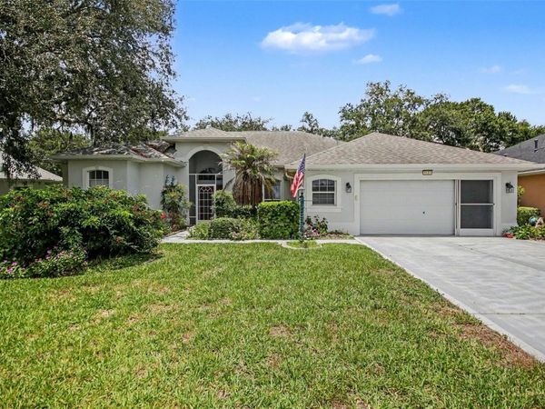5127 AURORA DRIVE , LEESBURG, FL 34748