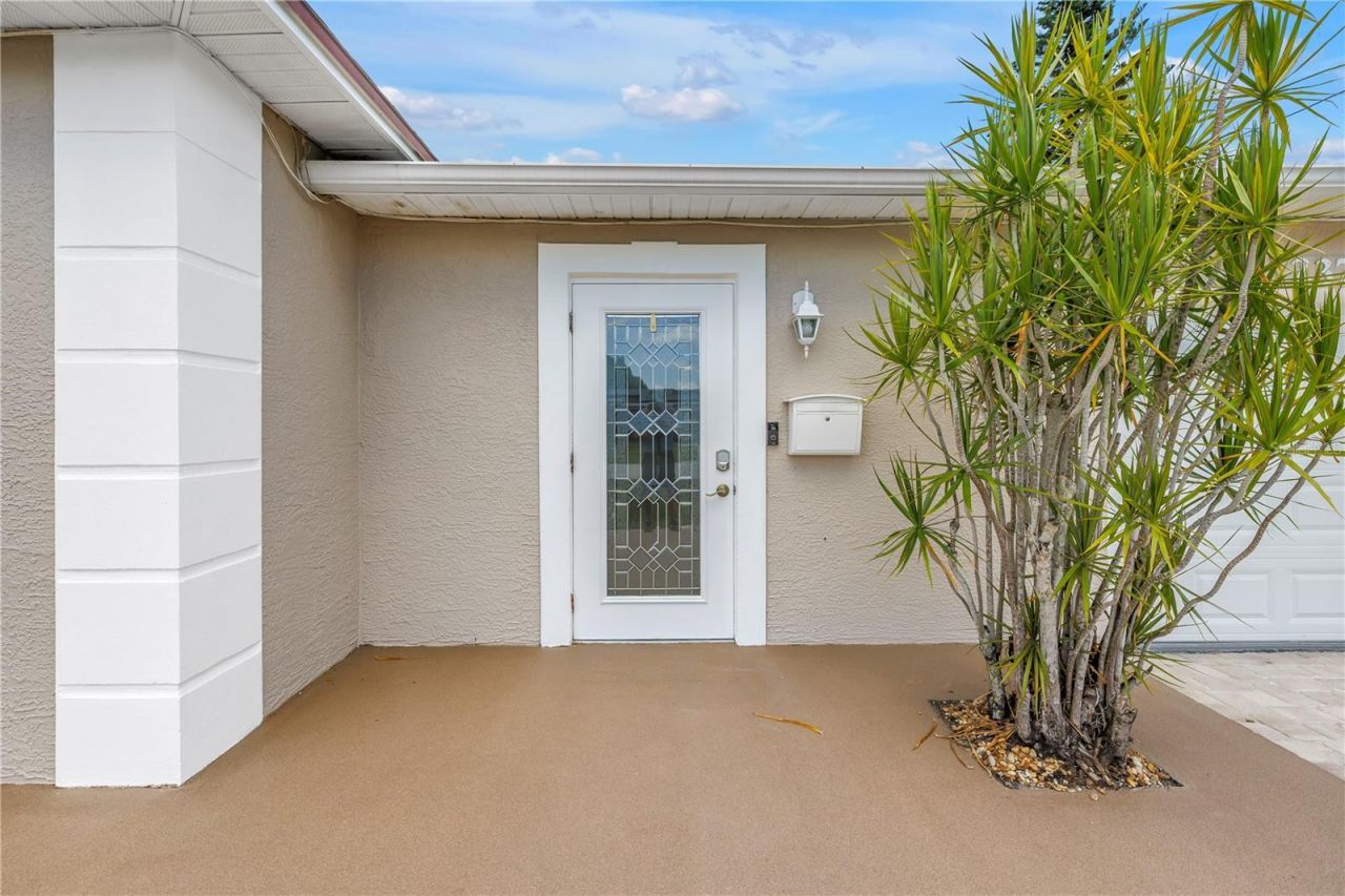 2375 37th Street N, Saint Petersburg, FL 33713 Photo
