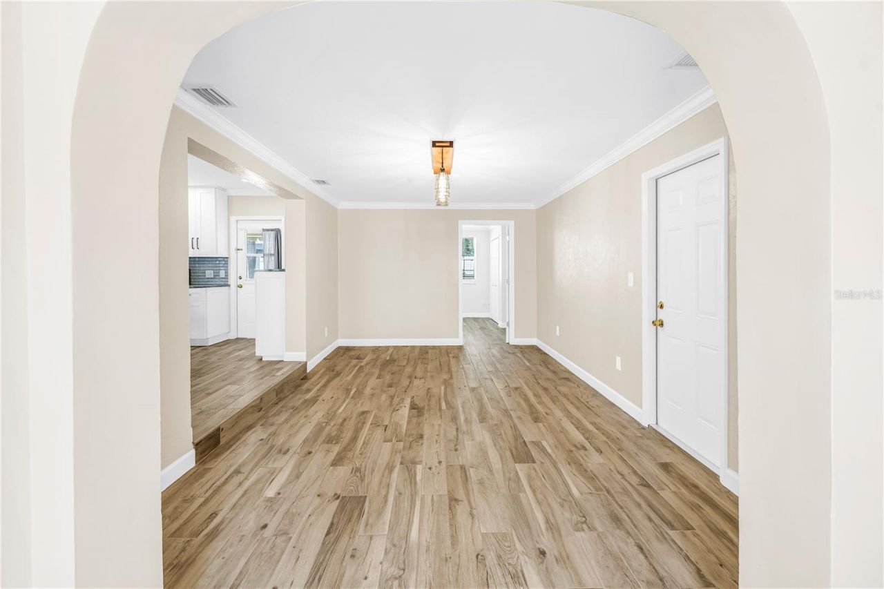 2375 37th Street N, Saint Petersburg, FL 33713 Photo