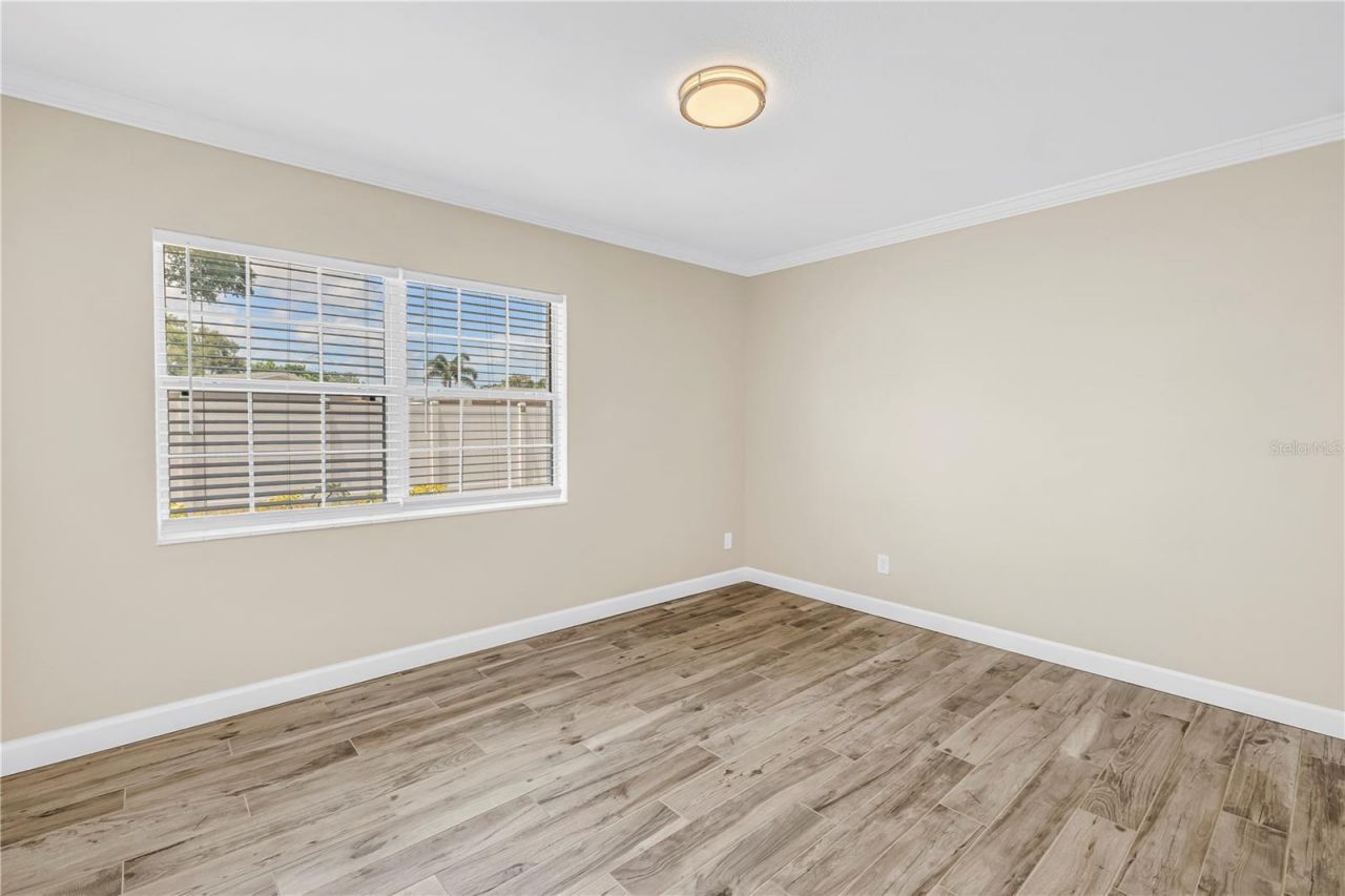 2375 37th Street N, Saint Petersburg, FL 33713 Photo
