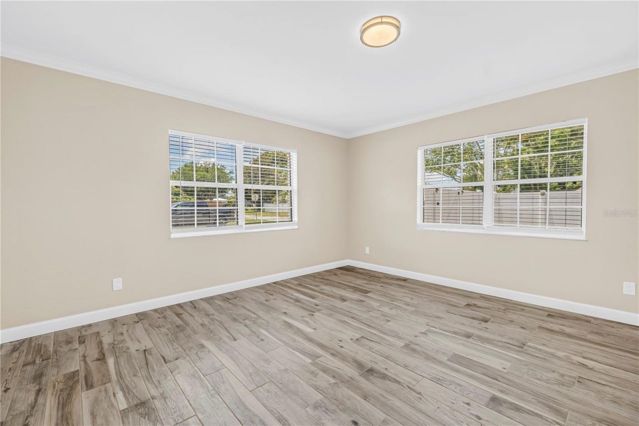 2375 37th Street N, Saint Petersburg, FL 33713 Photo