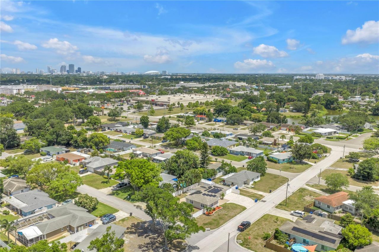 2375 37th Street N, Saint Petersburg, FL 33713 Photo