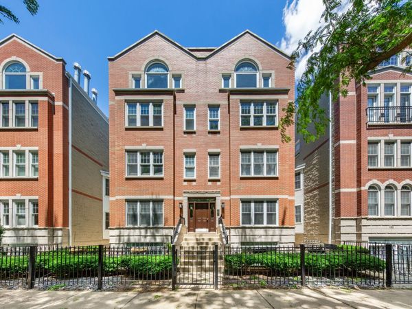 1306 W FLETCHER Street, Unit 2E, Chicago, IL 60657