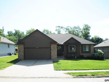 5429 S 56th Street, Omaha, NE 68117