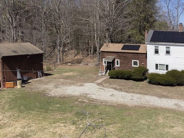 31 Goshen Road, Williamsburg, MA 01096