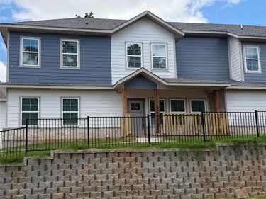 1371 Cooper, Dallas, TX 75215