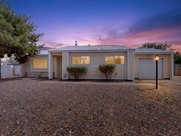 241 Corsica Drive SE, Rio Rancho, NM 87124