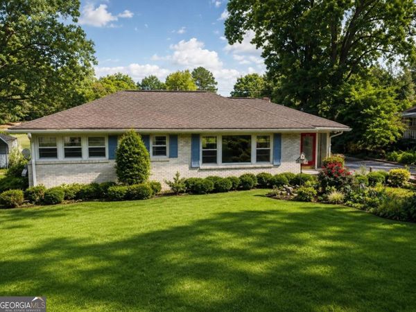 2606 Lakeview Drive NW, Rome, GA 30165