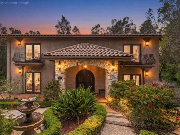 1060 Pajaro Hills Court, Royal Oaks, CA 95076
