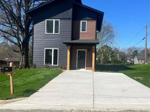 69 Bennett Street , Wadesboro, NC 28170