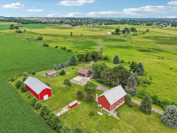6454 Highway 113, Waunakee, WI 53597