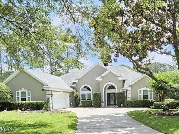 8325 AMHERST HILLS Lane, Jacksonville, FL 32256