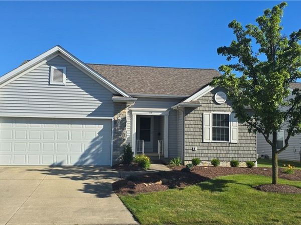 118 Gleneagle Drive , Elyria, OH 44035