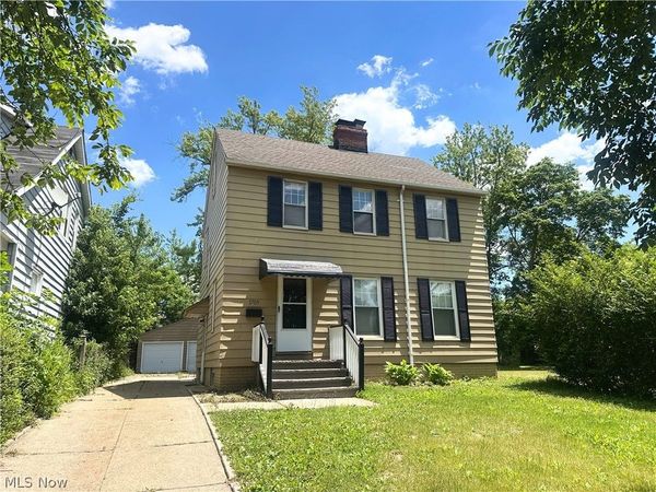 3709 Chelton Road , Shaker Heights, OH 44120