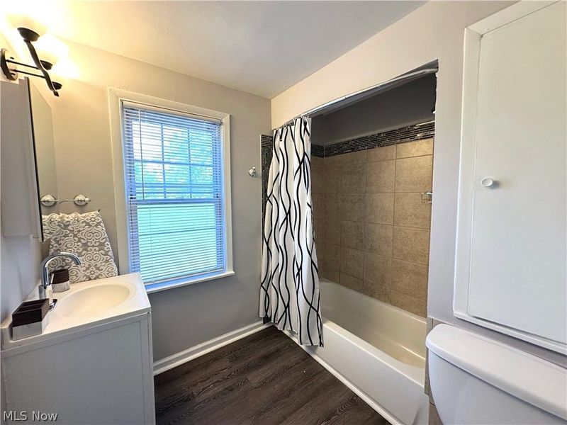 3709 Chelton Road, Shaker Heights, OH 44120 Photo 9