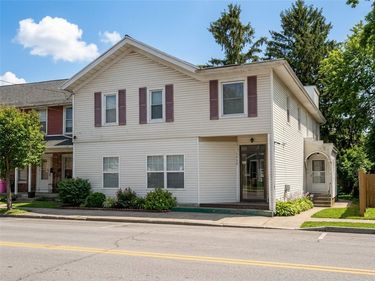 1990 Ridge Road, Ontario, NY 14519