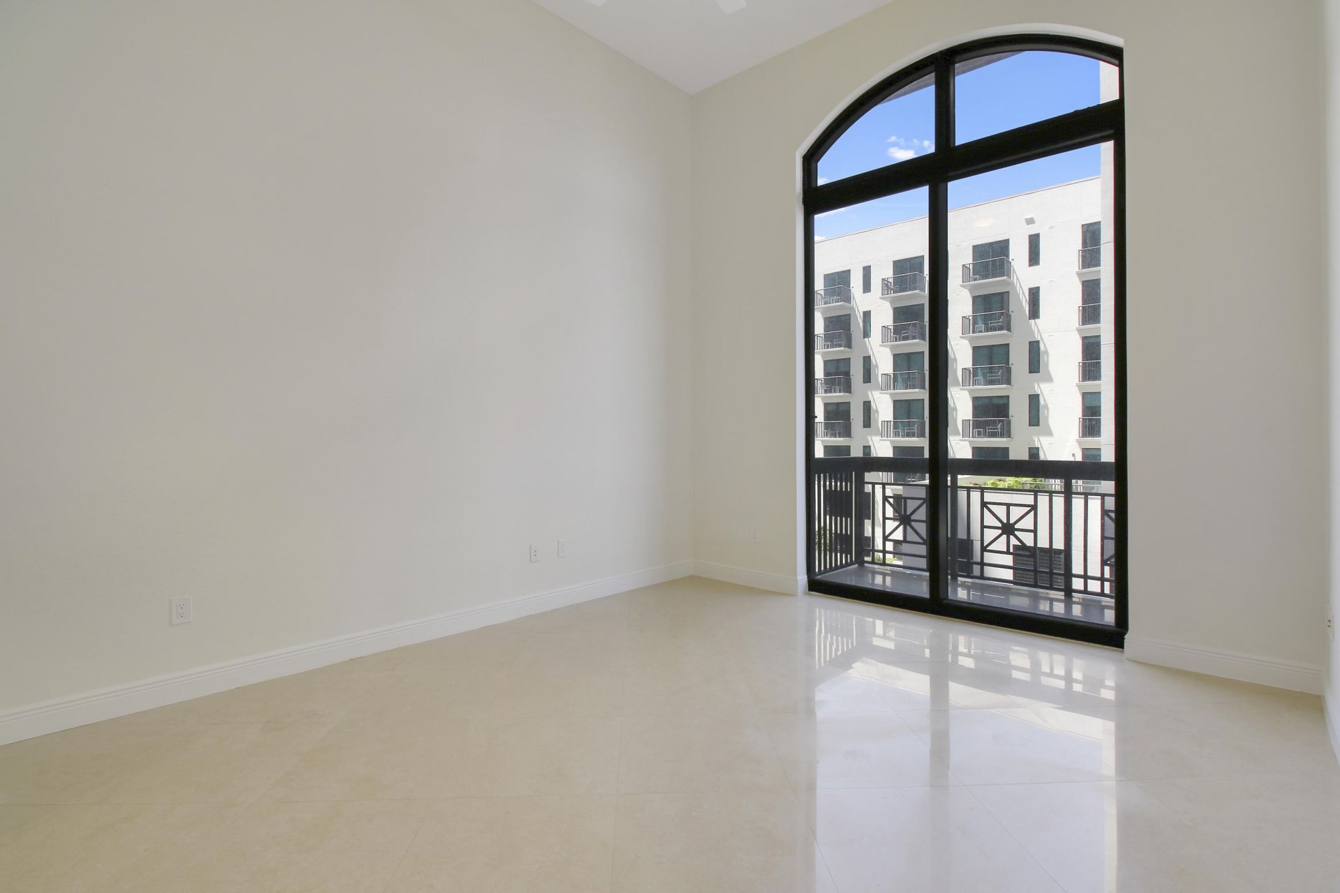 701 S Olive Avenue, Unit 316, West Palm Beach, FL 33401 Photo