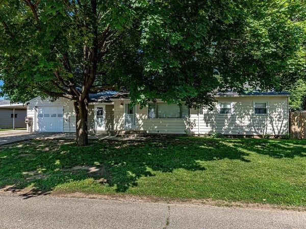 208 Douglas Avenue, Trenton, OH 45067