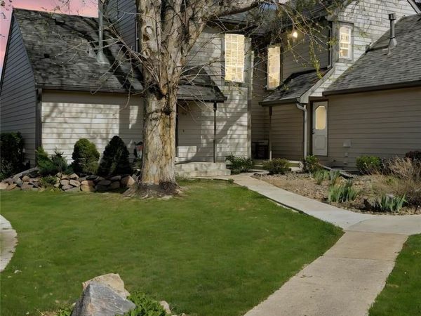422 Cobblestone Drive, Colorado Springs, CO 80906