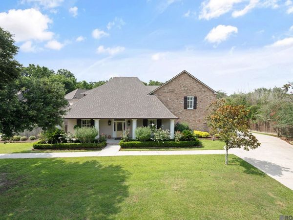 2817 Laurel Estates Ct, Baton Rouge, LA 70820