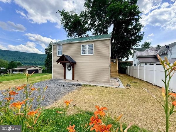 385 HERR STREET , LOCK HAVEN, PA 17745