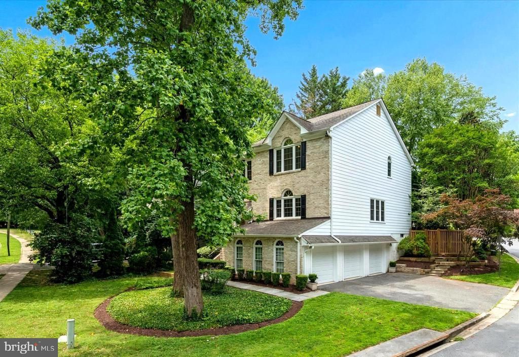 8900 ELLSWORTH COURT, SILVER SPRING, MD 20910