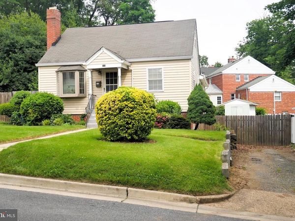 809 LANGLEY DRIVE, SILVER SPRING, MD 20901