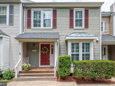 8174 CLIFFVIEW AVENUE, SPRINGFIELD, VA 22153