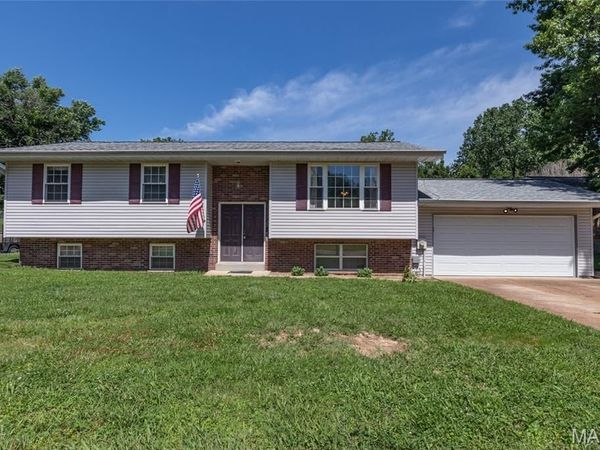 755 Islamorada Drive, Fenton, MO 63026