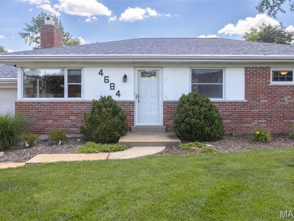 4684 Venarde Drive, St Louis, MO 63128