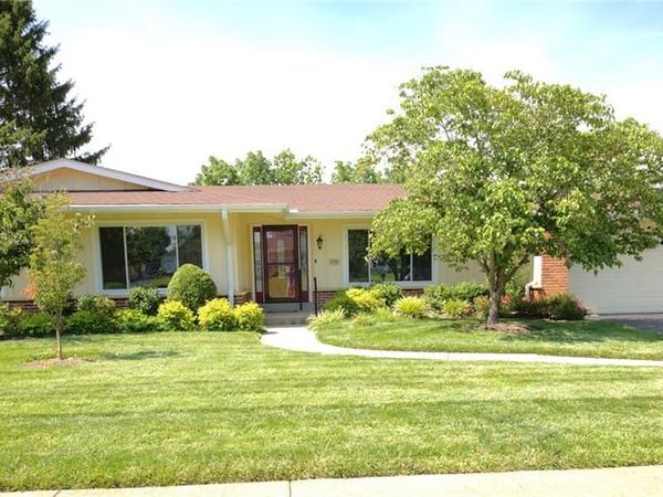11161 Crickett Hill Drive, St Louis, MO 63146