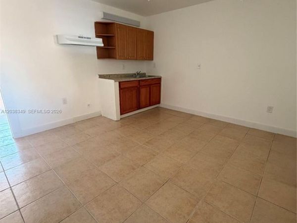 8450 NE Miami Ct , Unit 4, Miami, FL 33138