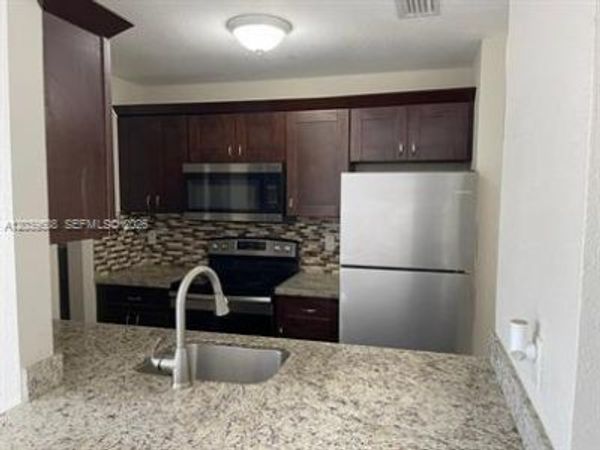 1471 NW 22nd Ct, Unit 2, Fort Lauderdale, FL 33311