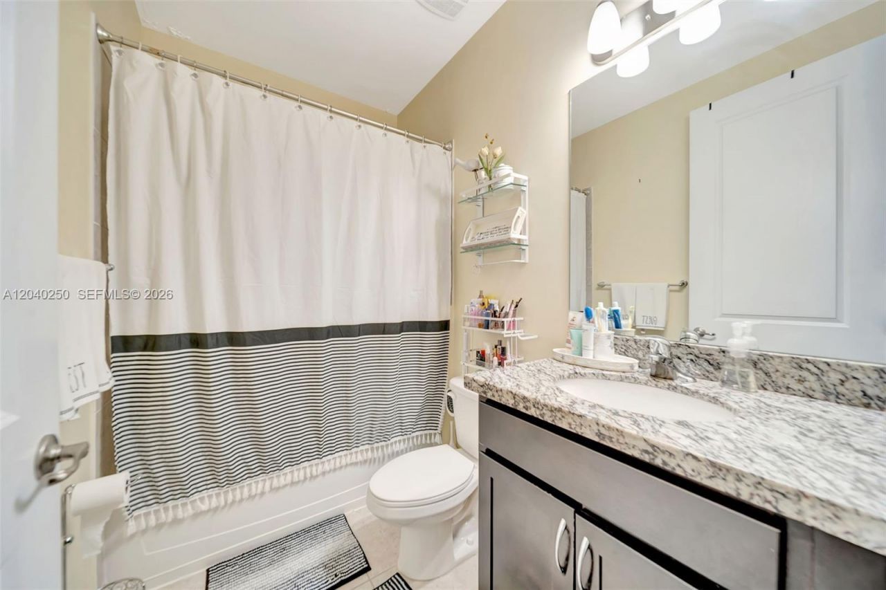 11355 SW 14th St , Pembroke Pines, FL 33025 Photo