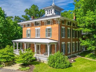 410 N Eagle Street, Marshall, MI 49068