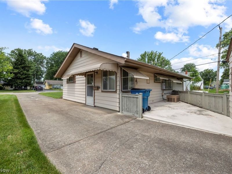 4129 Palm Avenue, Lorain, OH 44055 Photo 17