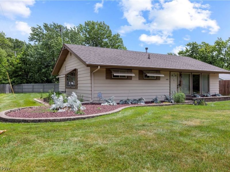4129 Palm Avenue, Lorain, OH 44055 Photo 2