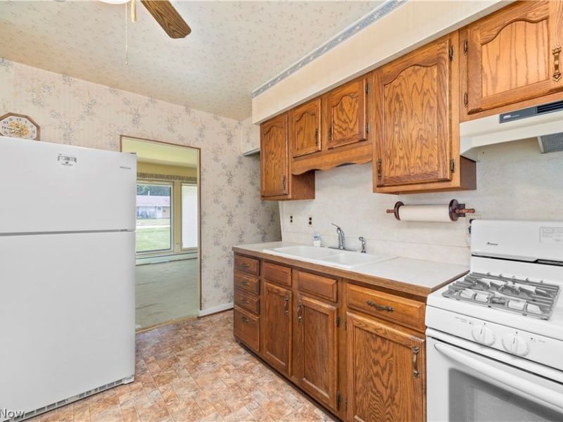 4129 Palm Avenue, Lorain, OH 44055 Photo 5