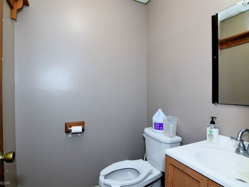 27075 Chardon, Richmond Heights, OH 44143 Photo 31