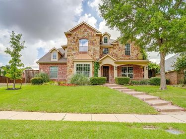 6898 Valley Brook Drive, Frisco, TX 75035