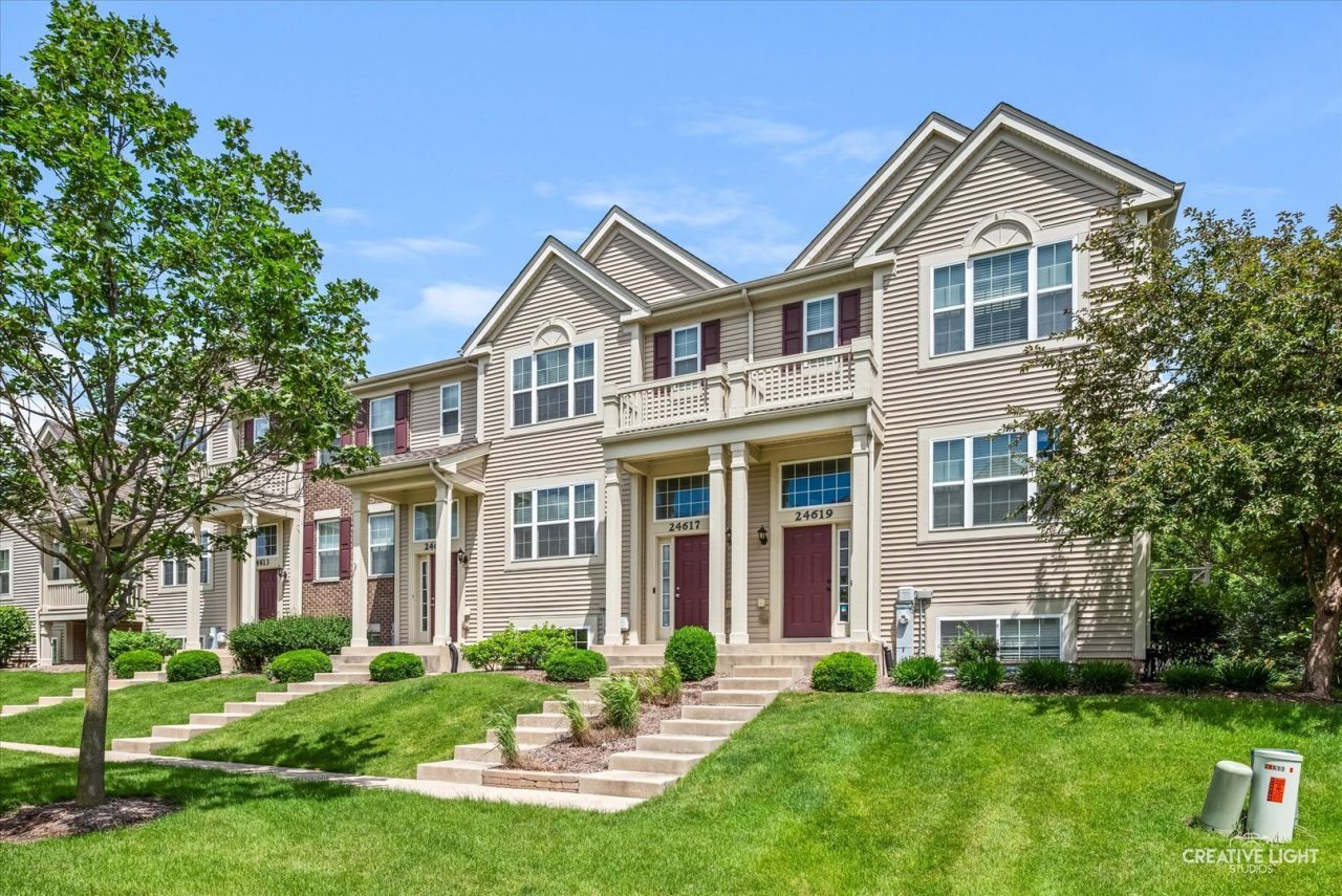 24617 Patriot Square Drive S, Plainfield, IL 60544 Main Photo