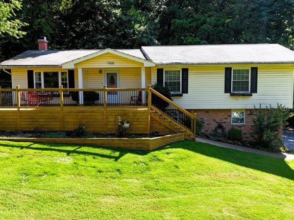 7608 Ridge Bay Drive , Hixson, TN 37343