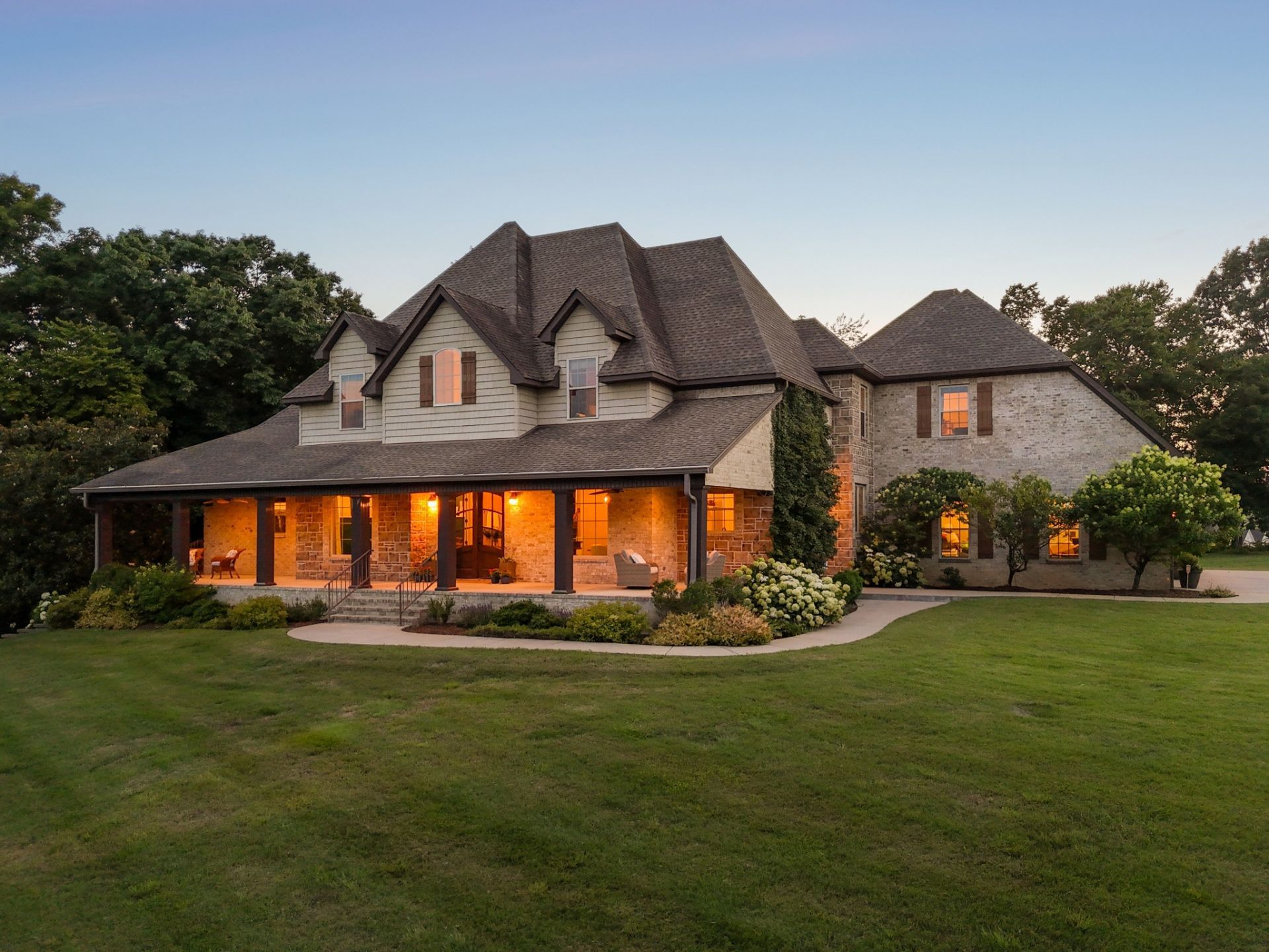 3109 Chase Point Dr, Franklin, TN 37067 Main Photo