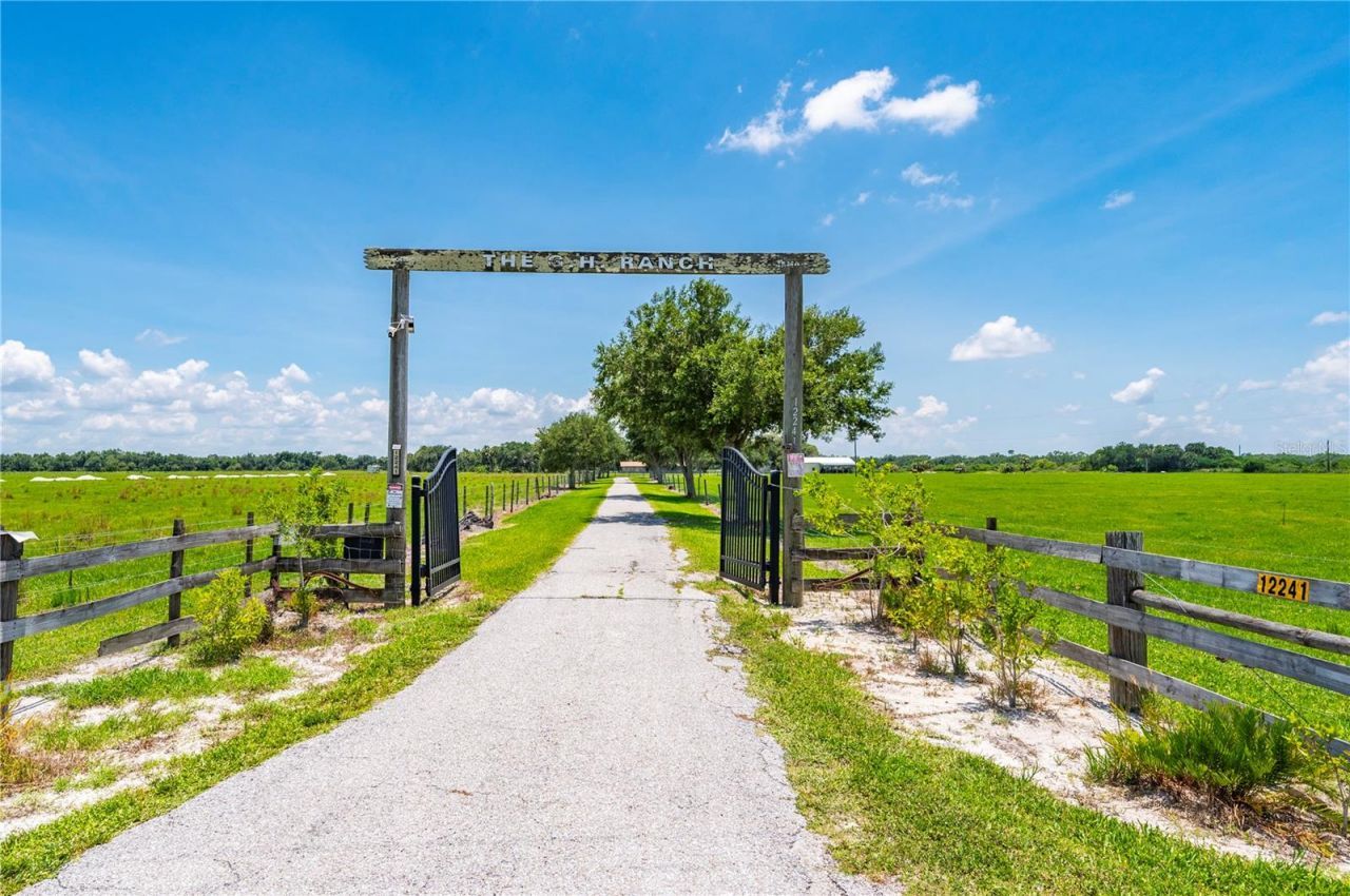12241 SW Gordon Hay Road , Arcadia, FL 34269 Photo