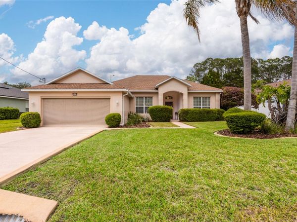4 EAGLE PLACE , PALM COAST, FL 32164